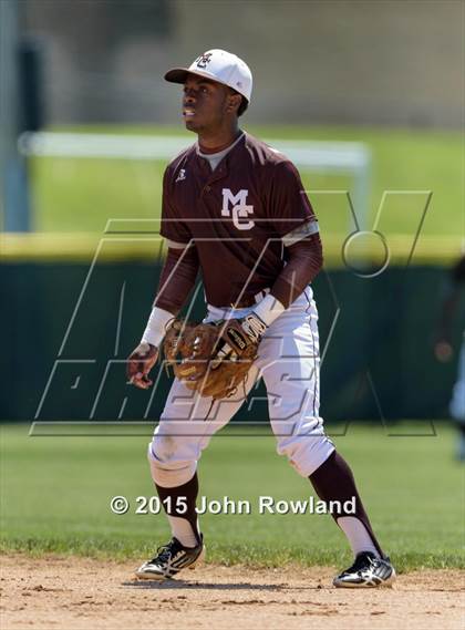 Thumbnail 2 in St. Rita v. Mt. Carmel (IHSA 4A Sectional Final) photogallery.