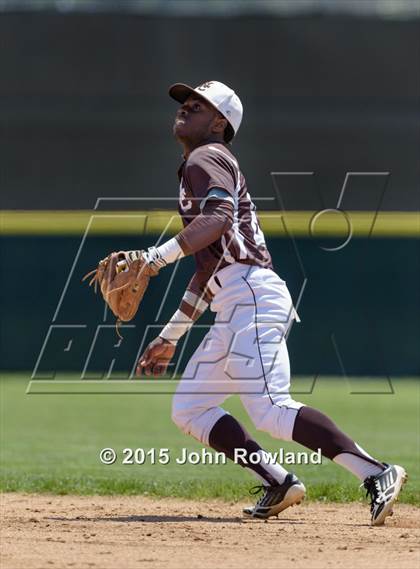 Thumbnail 1 in St. Rita v. Mt. Carmel (IHSA 4A Sectional Final) photogallery.