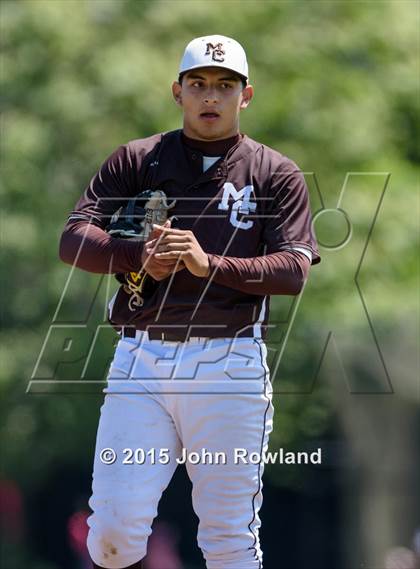 Thumbnail 1 in St. Rita v. Mt. Carmel (IHSA 4A Sectional Final) photogallery.