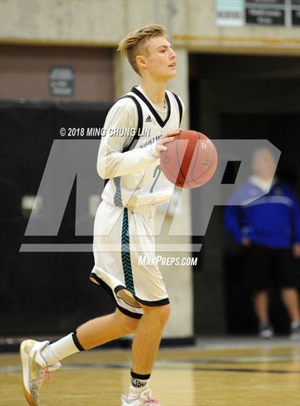 Thumbnail 3 in El Toro @ Aliso Niguel photogallery.