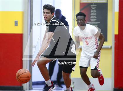 Thumbnail 2 in Taft vs Santa Clarita Christian photogallery.