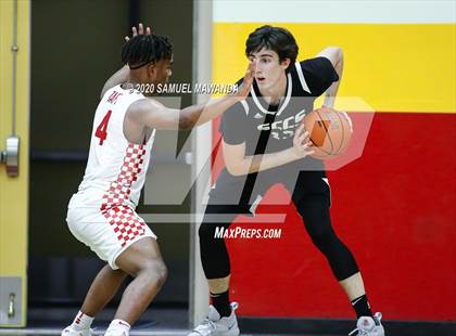 Thumbnail 3 in Taft vs Santa Clarita Christian photogallery.