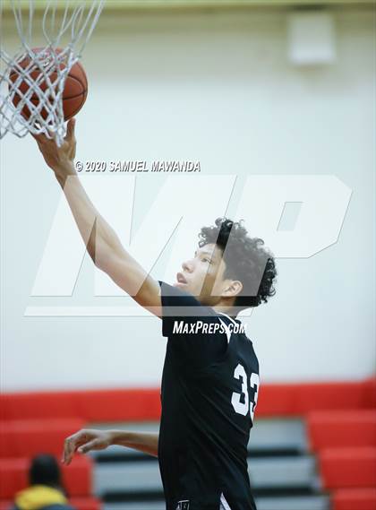 Thumbnail 2 in Taft vs Santa Clarita Christian photogallery.
