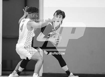 Thumbnail 2 in Taft vs Santa Clarita Christian photogallery.