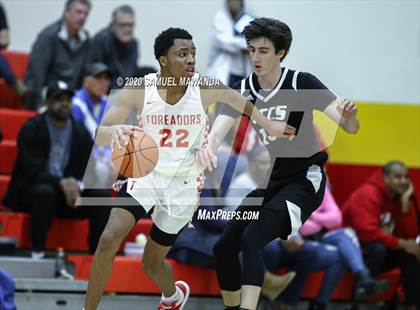 Thumbnail 3 in Taft vs Santa Clarita Christian photogallery.