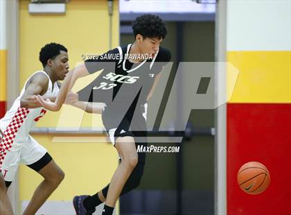 Thumbnail 2 in Taft vs Santa Clarita Christian photogallery.