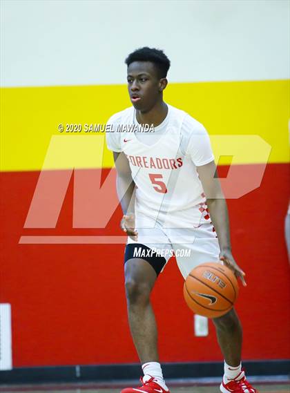 Thumbnail 2 in Taft vs Santa Clarita Christian photogallery.
