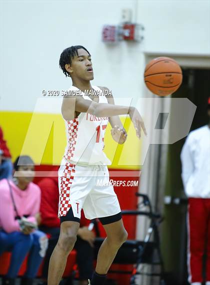 Thumbnail 3 in Taft vs Santa Clarita Christian photogallery.