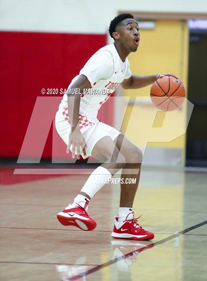 Thumbnail 1 in Taft vs Santa Clarita Christian photogallery.