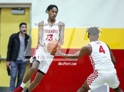 Thumbnail 2 in Taft vs Santa Clarita Christian photogallery.