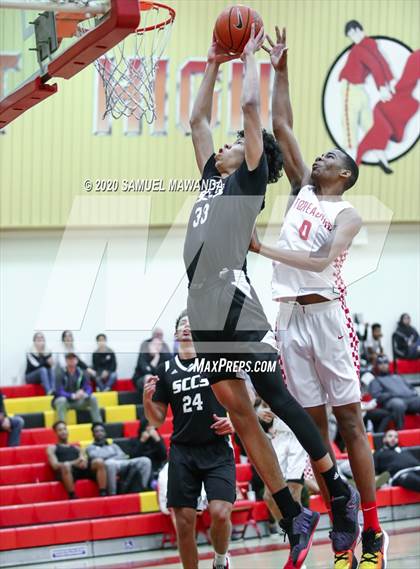 Thumbnail 1 in Taft vs Santa Clarita Christian photogallery.