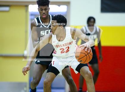 Thumbnail 2 in Taft vs Santa Clarita Christian photogallery.