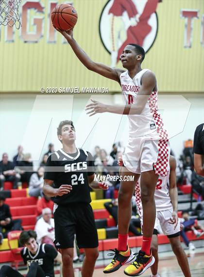 Thumbnail 2 in Taft vs Santa Clarita Christian photogallery.