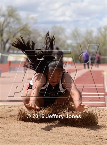 Thumbnail 3 in Angelo DiPaulo Memorial Track Meet photogallery.