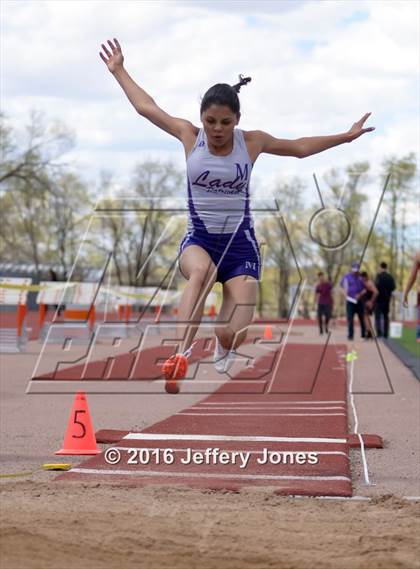 Thumbnail 1 in Angelo DiPaulo Memorial Track Meet photogallery.