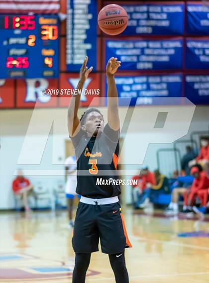 Thumbnail 3 in Serra vs. Corona del Sol  (Visit Mesa Basketball Challenge) photogallery.