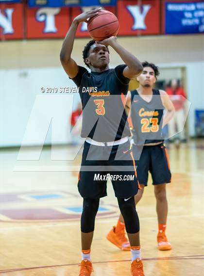 Thumbnail 2 in Serra vs. Corona del Sol  (Visit Mesa Basketball Challenge) photogallery.