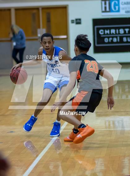 Thumbnail 2 in Serra vs. Corona del Sol  (Visit Mesa Basketball Challenge) photogallery.