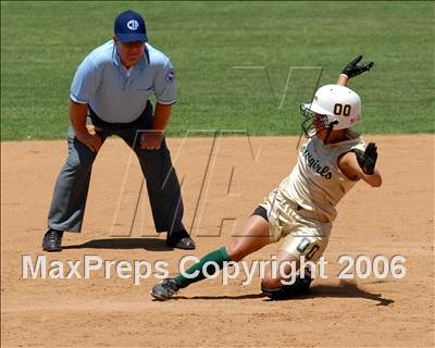 Thumbnail 1 in Cajon vs. Fullerton (D3 Section Final) photogallery.