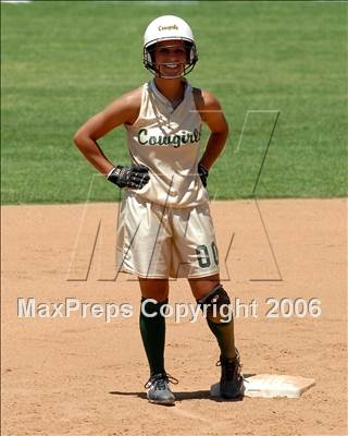 Thumbnail 2 in Cajon vs. Fullerton (D3 Section Final) photogallery.