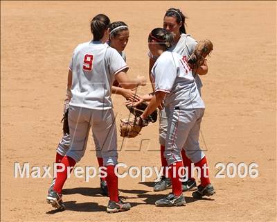 Thumbnail 2 in Cajon vs. Fullerton (D3 Section Final) photogallery.