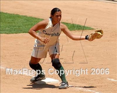 Thumbnail 2 in Cajon vs. Fullerton (D3 Section Final) photogallery.