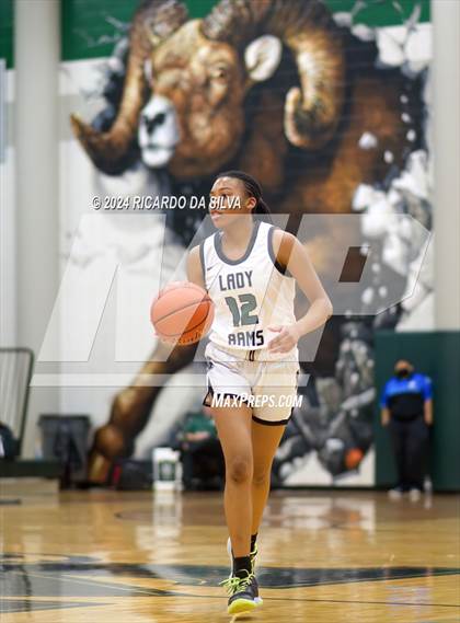 Thumbnail 3 in Mayde Creek vs Morton Ranch photogallery.