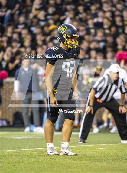 Thumbnail 3 in Elder vs Archbishop Moeller  photogallery.