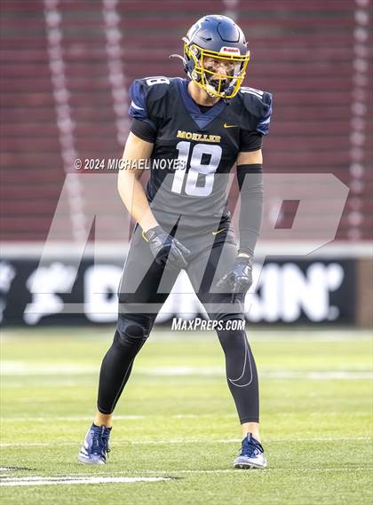 Thumbnail 1 in Elder vs Archbishop Moeller  photogallery.