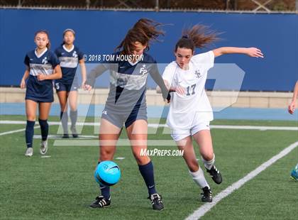 Thumbnail 1 in Flintridge Prep vs. St. Lucy's photogallery.