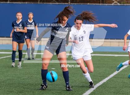 Thumbnail 3 in Flintridge Prep vs. St. Lucy's photogallery.