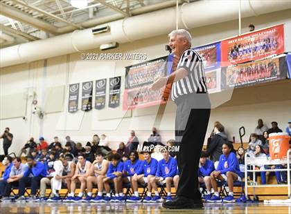 Thumbnail 3 in Metairie Park Country Day vs Jesuit (Country Day Classic) photogallery.