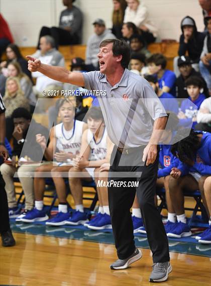 Thumbnail 1 in Metairie Park Country Day vs Jesuit (Country Day Classic) photogallery.