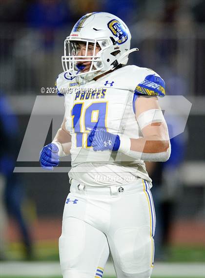 Thumbnail 2 in Serra vs. Mater Dei (CIF State Open Final) photogallery.