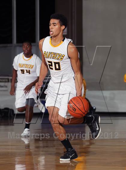 Thumbnail 3 in Fort Bend Marshall @ Klein Oak (McDonald's Texas Invitational) photogallery.