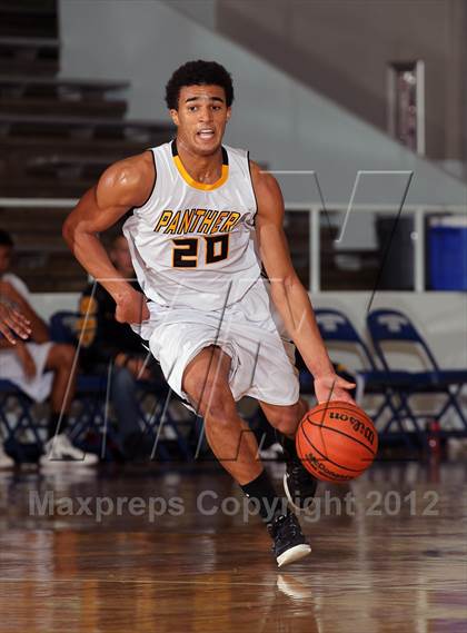 Thumbnail 2 in Fort Bend Marshall @ Klein Oak (McDonald's Texas Invitational) photogallery.