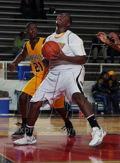Thumbnail 3 in Fort Bend Marshall @ Klein Oak (McDonald's Texas Invitational) photogallery.