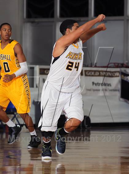 Thumbnail 2 in Fort Bend Marshall @ Klein Oak (McDonald's Texas Invitational) photogallery.