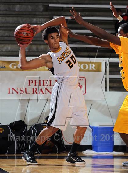 Thumbnail 1 in Fort Bend Marshall @ Klein Oak (McDonald's Texas Invitational) photogallery.
