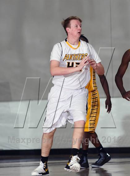 Thumbnail 3 in Fort Bend Marshall @ Klein Oak (McDonald's Texas Invitational) photogallery.