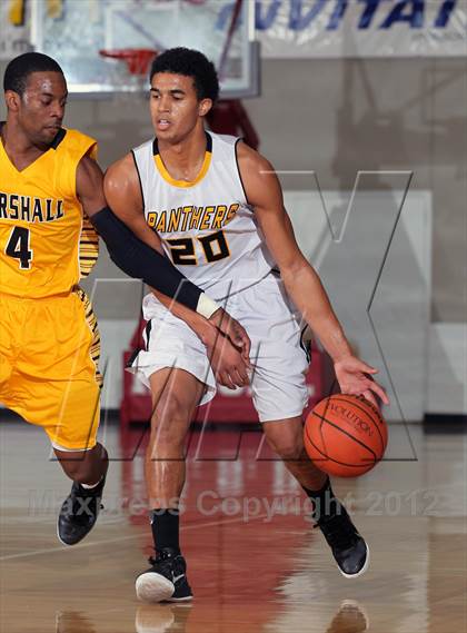 Thumbnail 1 in Fort Bend Marshall @ Klein Oak (McDonald's Texas Invitational) photogallery.