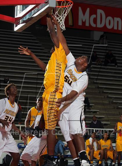Thumbnail 1 in Fort Bend Marshall @ Klein Oak (McDonald's Texas Invitational) photogallery.