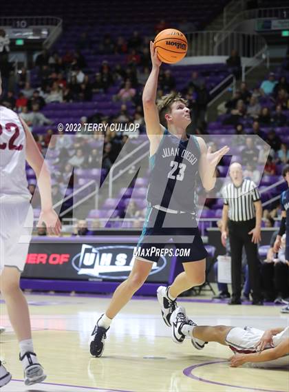 Thumbnail 3 in  Juan Diego Catholic vs. Layton Christian Academy (UHSAA 3A Semifinal) photogallery.