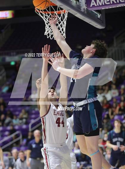 Thumbnail 2 in  Juan Diego Catholic vs. Layton Christian Academy (UHSAA 3A Semifinal) photogallery.