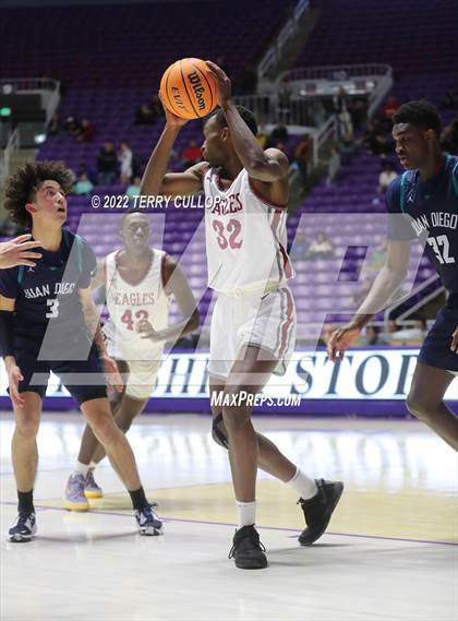 Thumbnail 2 in  Juan Diego Catholic vs. Layton Christian Academy (UHSAA 3A Semifinal) photogallery.