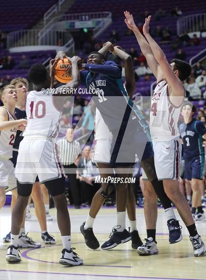 Thumbnail 1 in  Juan Diego Catholic vs. Layton Christian Academy (UHSAA 3A Semifinal) photogallery.