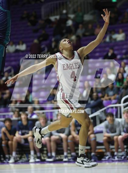 Thumbnail 2 in  Juan Diego Catholic vs. Layton Christian Academy (UHSAA 3A Semifinal) photogallery.
