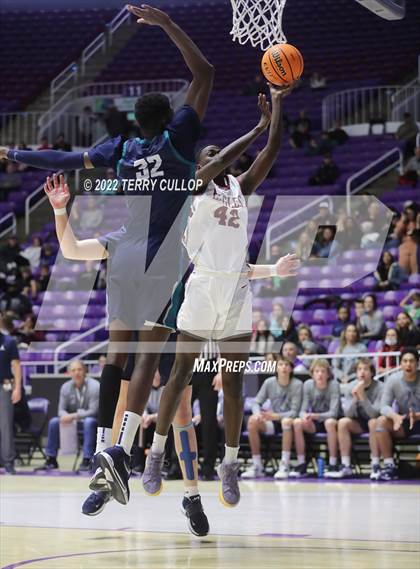 Thumbnail 3 in  Juan Diego Catholic vs. Layton Christian Academy (UHSAA 3A Semifinal) photogallery.