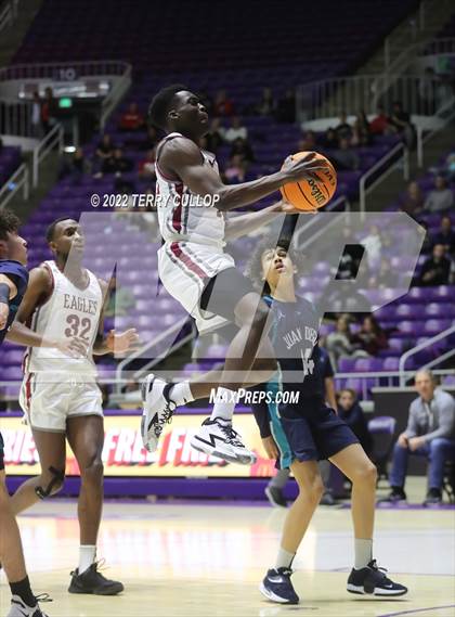 Thumbnail 3 in  Juan Diego Catholic vs. Layton Christian Academy (UHSAA 3A Semifinal) photogallery.