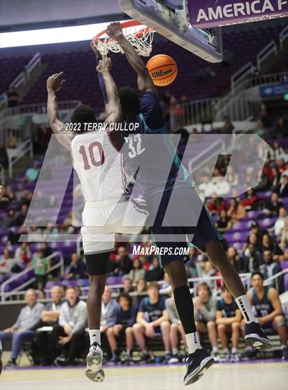 Thumbnail 2 in  Juan Diego Catholic vs. Layton Christian Academy (UHSAA 3A Semifinal) photogallery.